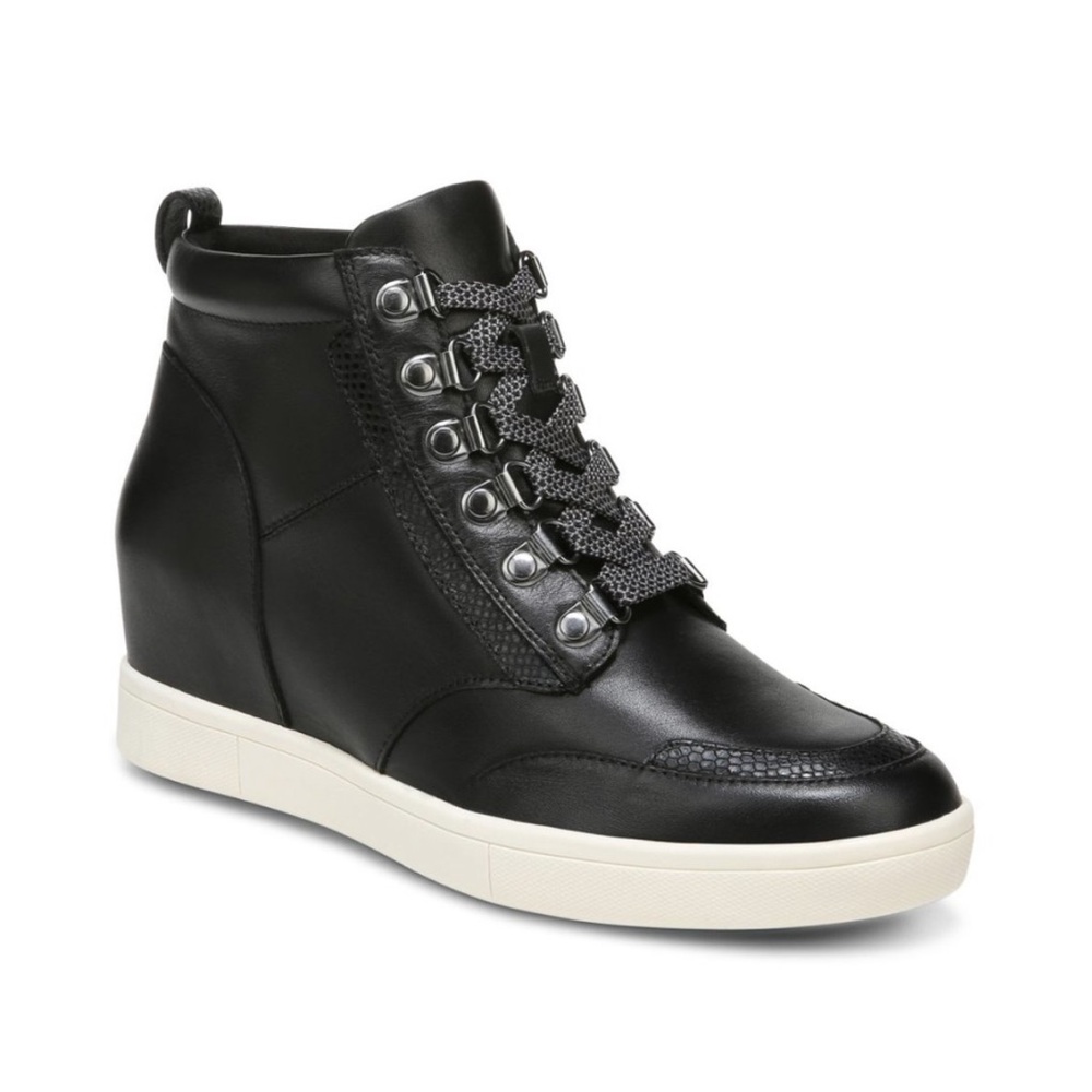 Vionic Jordy Wedge Bootie